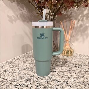 Stanley The Quencher H2.0 Flowstate™ Tumbler | 30 OZ